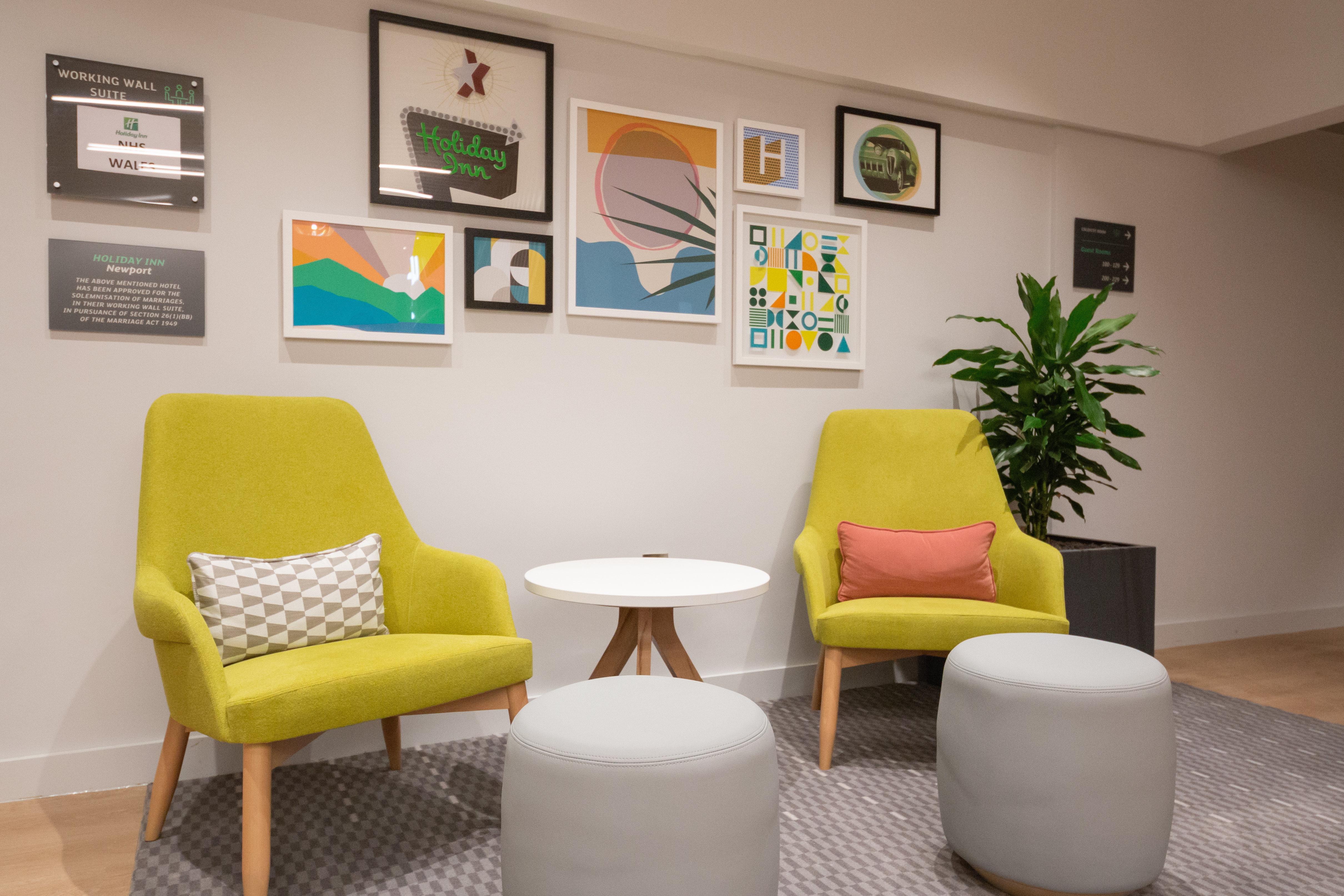 Holiday Inn Newport By Ihg Exterior photo