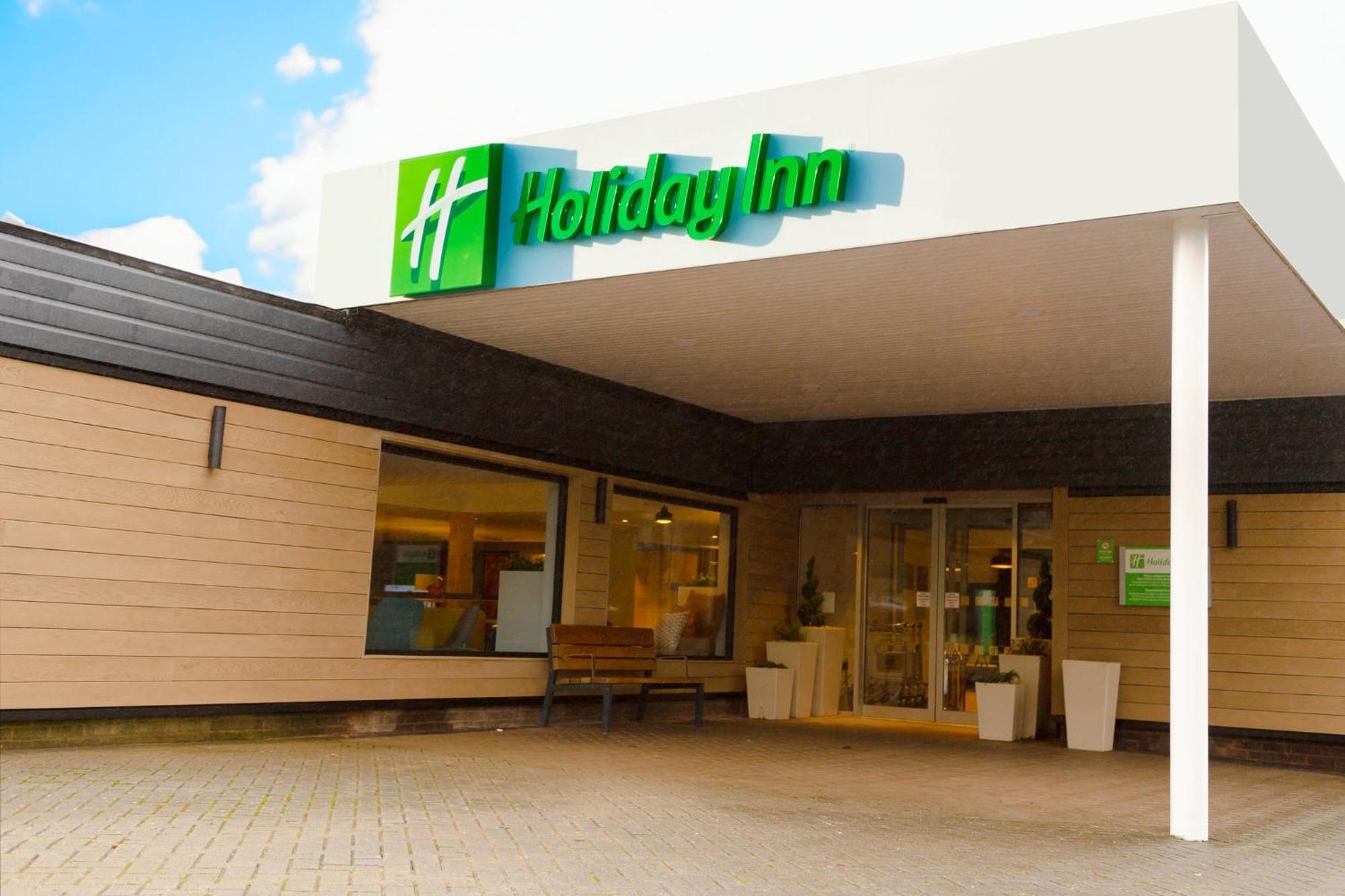 Holiday Inn Newport By Ihg Exterior photo